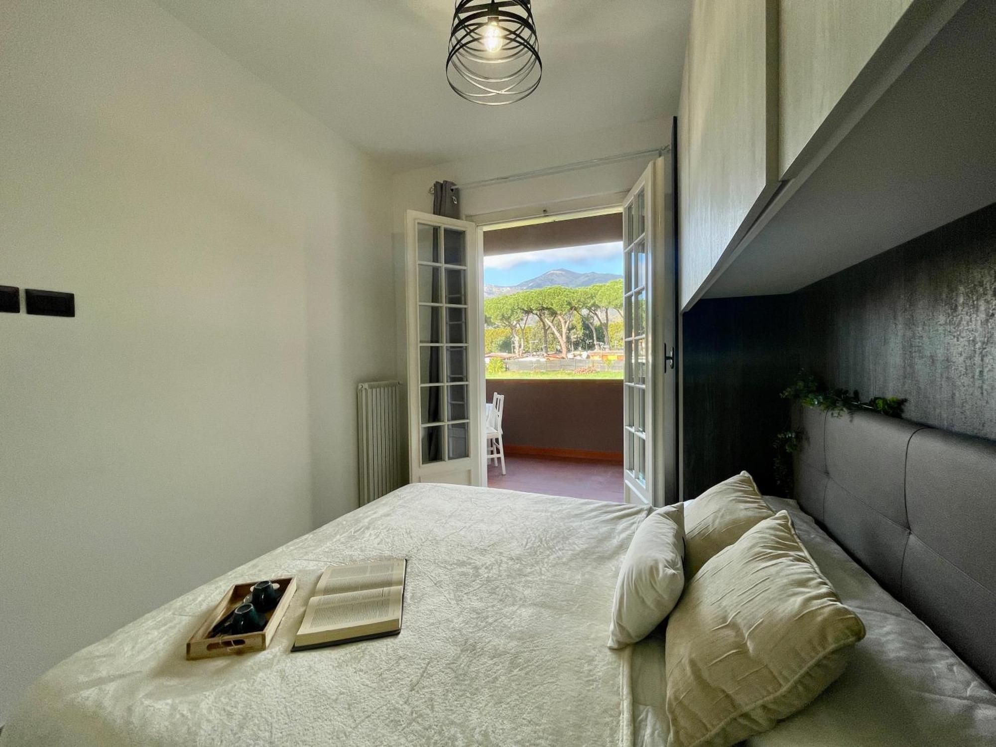 Il Gabbiano Bilocale Con Piscina, Garage E A/C. Διαμέρισμα Loano Εξωτερικό φωτογραφία