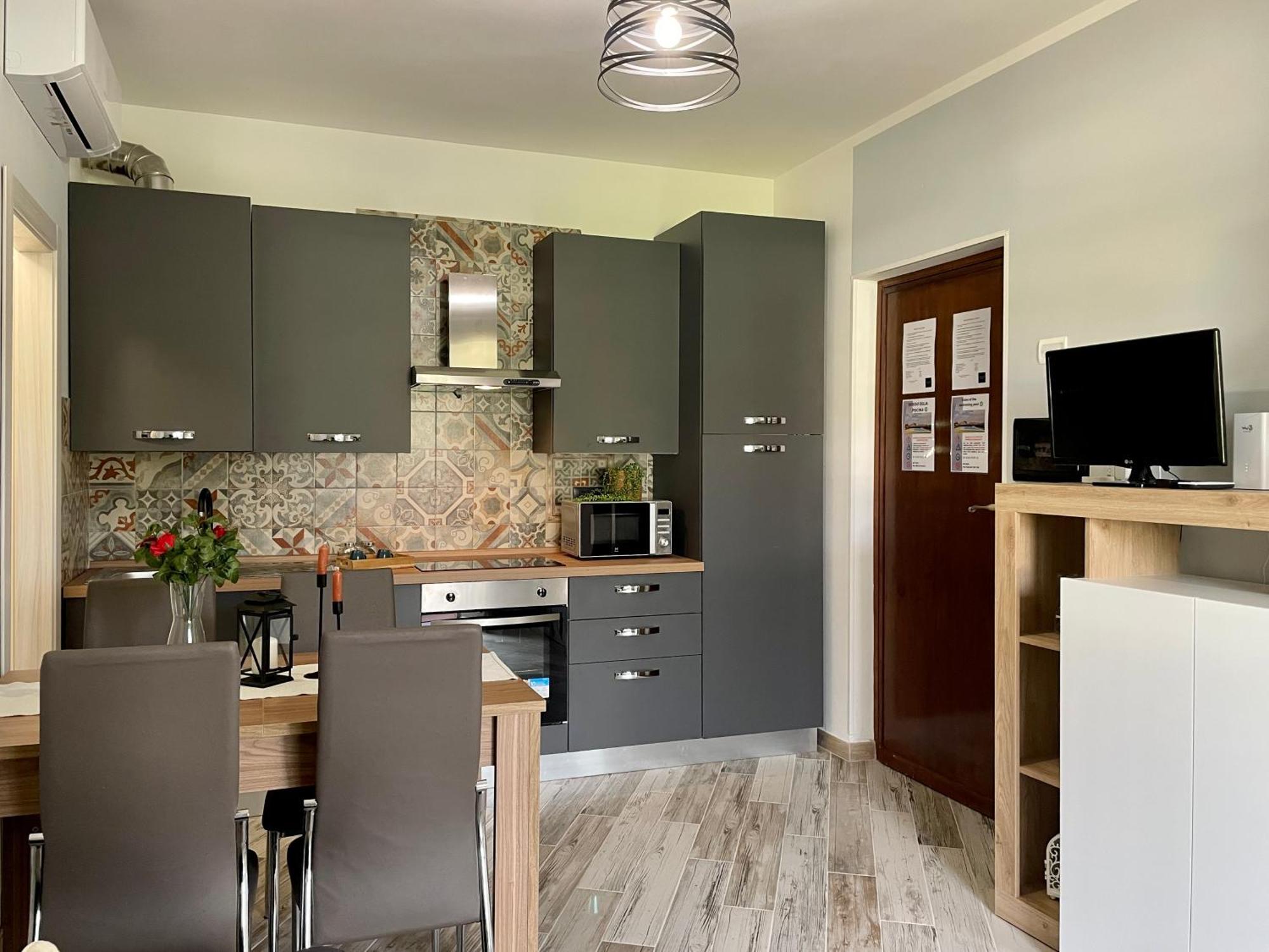Il Gabbiano Bilocale Con Piscina, Garage E A/C. Διαμέρισμα Loano Εξωτερικό φωτογραφία